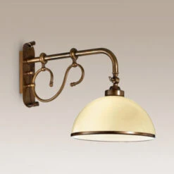 Applique Ouvragée La Botte Ivoire