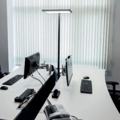 Luctra Vitawork Lampadaire Bureau LED 7 000 lm PIR -EGLO || By Rydens || Lucande Soldes 2614035 6
