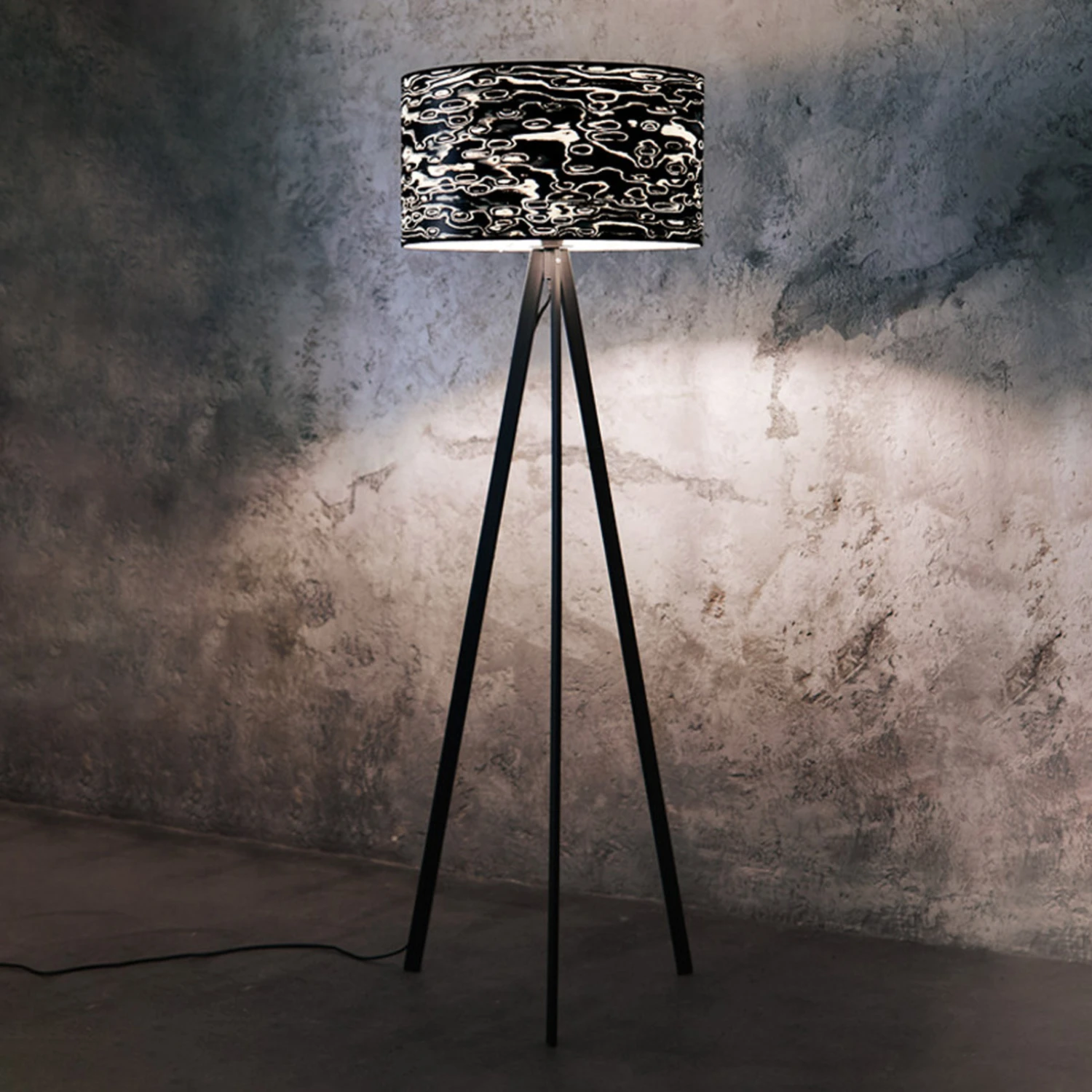 LeuchtNatur Atticus Lampadaire Nero Noir 3 LeuchtNatur Atticus Lampadaire Nero Noir