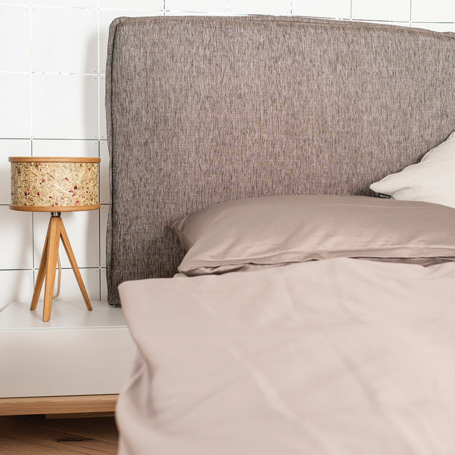 ALMUT 2610 Lampe à Poser, Foin Véritable 7 ALMUT 2610 Lampe à Poser, Foin Véritable – Image 5