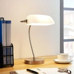 Lampe De Banquier Selea Avec Abat-jour Verre Blanc