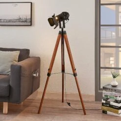 Lampadaire Hilma En Bois à Support Trépied -EGLO || By Rydens || Lucande Soldes 9624166 2