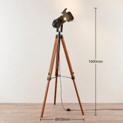 Lampadaire Hilma En Bois à Support Trépied -EGLO || By Rydens || Lucande Soldes 9624166 4