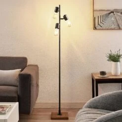 Lindby Nilaska Lampadaire